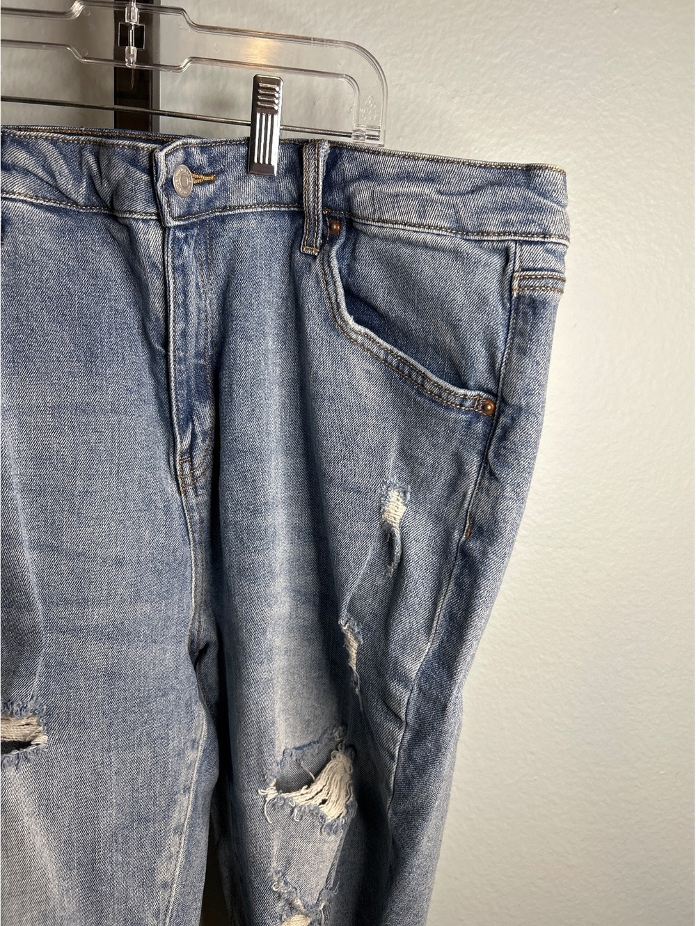 Wild Fable Distressed Denim Shorts Size 16
